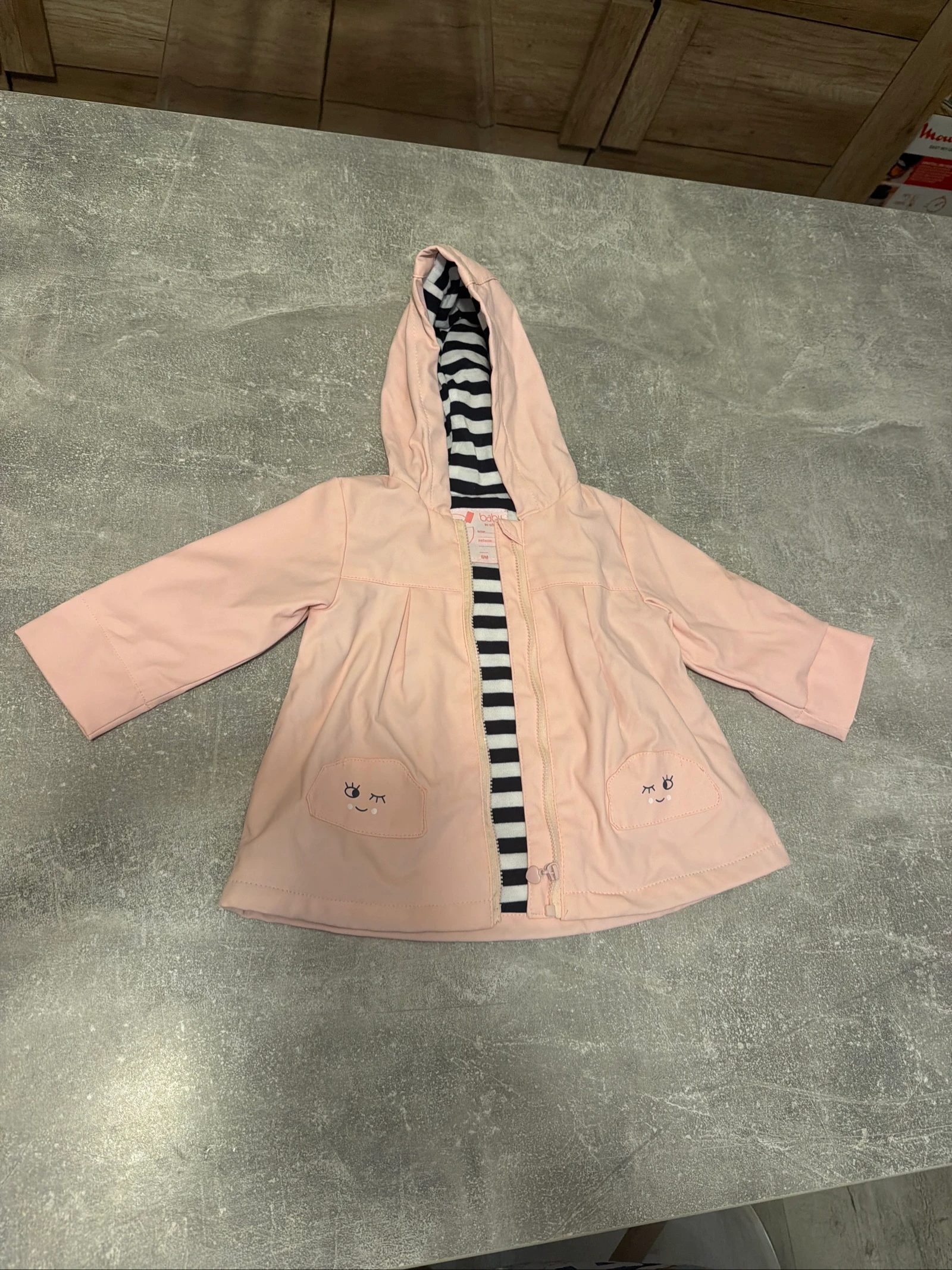 Veste enfant rose 6 mois gemo très bon état 